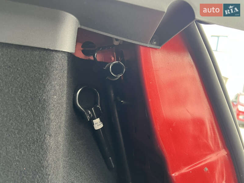 Позашляховик / Кросовер Dacia Sandero StepWay 2012 в Луцьку