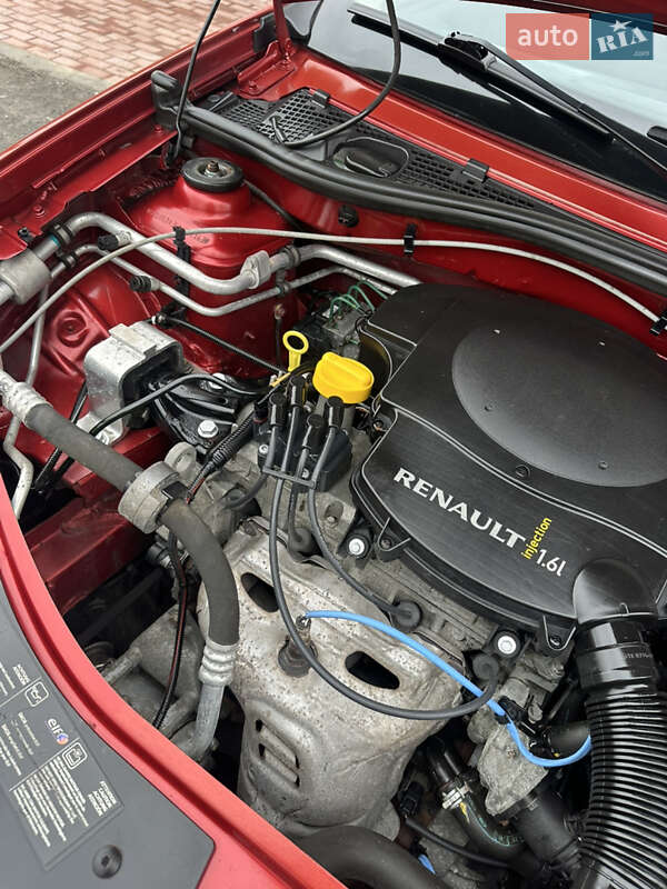 Внедорожник / Кроссовер Dacia Sandero StepWay 2011 в Хороле фото 27 Внедорожник / Кроссовер Dacia Sandero StepWay 2011 в Хороле