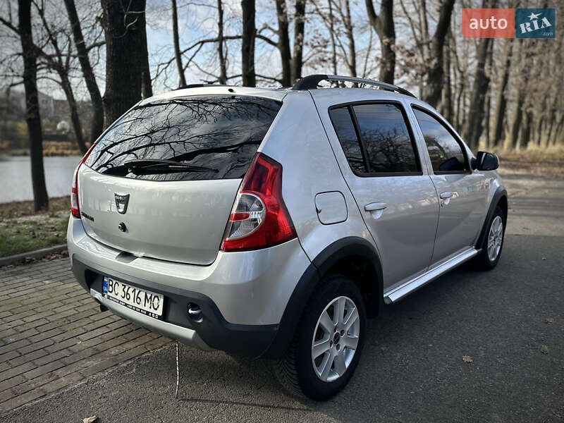Внедорожник / Кроссовер Dacia Sandero StepWay 2012 в Сумах фото 16 Внедорожник / Кроссовер Dacia Sandero StepWay 2012 в Сумах
