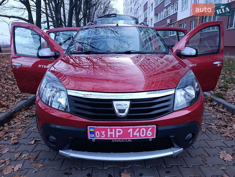 Внедорожник / Кроссовер Dacia Sandero StepWay 2010 в Полтаве