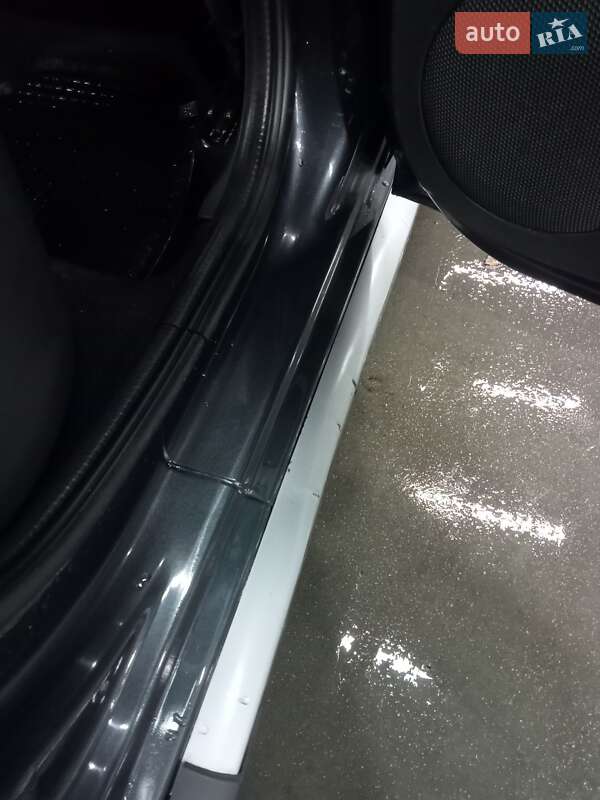 Позашляховик / Кросовер Dacia Sandero StepWay 2011 в Кам'янському