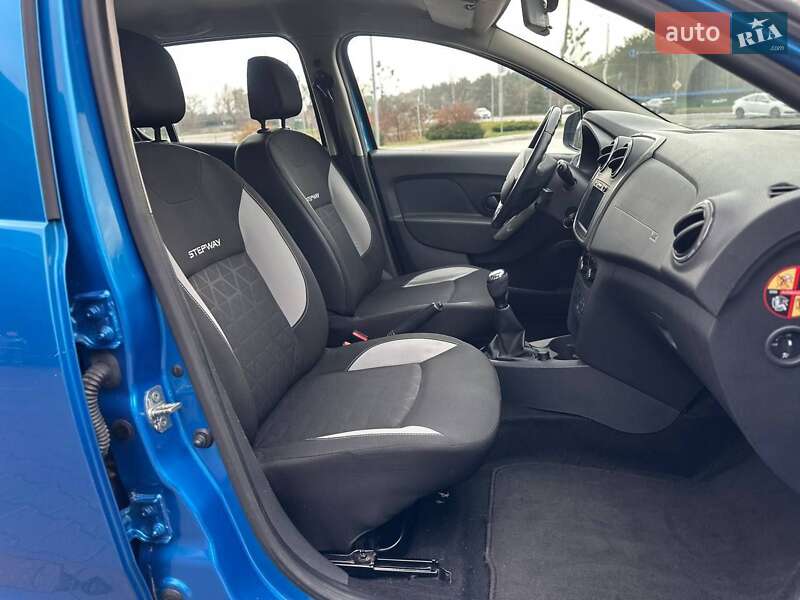 Позашляховик / Кросовер Dacia Sandero StepWay 2013 в Києві фото 14 Позашляховик / Кросовер Dacia Sandero StepWay 2013 в Києві