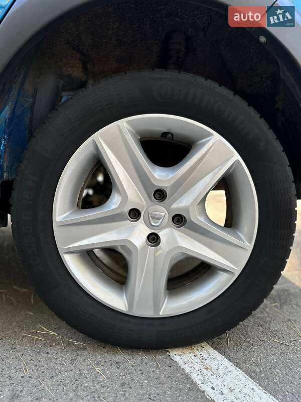 Позашляховик / Кросовер Dacia Sandero StepWay 2016 в Білогородці