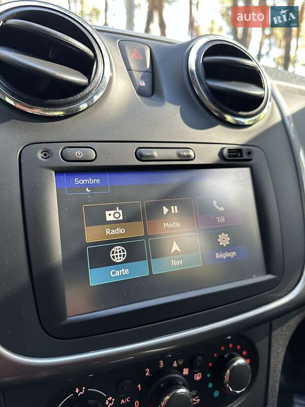 Позашляховик / Кросовер Dacia Sandero StepWay 2016 в Білогородці