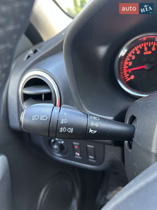 Позашляховик / Кросовер Dacia Sandero StepWay 2016 в Білогородці