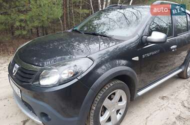 Позашляховик / Кросовер Dacia Sandero StepWay 2010 в Миргороді