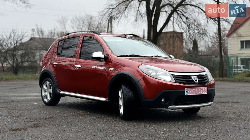 Dacia Sandero StepWay 2012