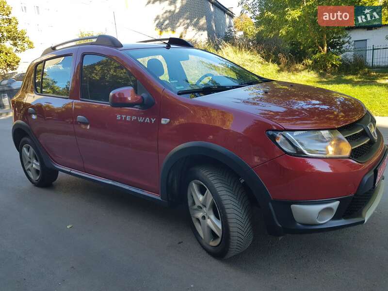 Внедорожник / Кроссовер Dacia Sandero StepWay 2014 в Чернигове