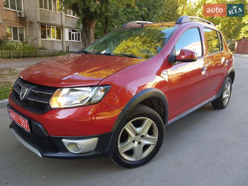 Внедорожник / Кроссовер Dacia Sandero StepWay 2014 в Чернигове