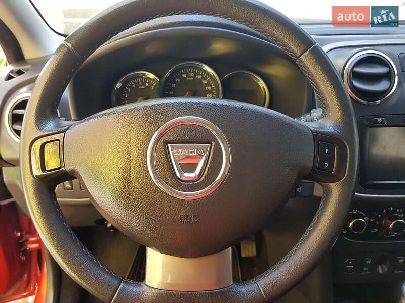 Внедорожник / Кроссовер Dacia Sandero StepWay 2014 в Чернигове