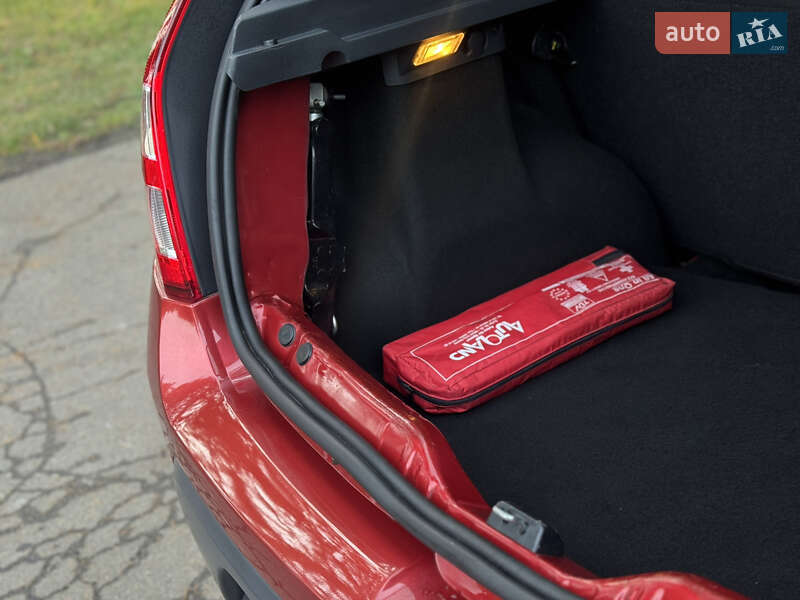 Позашляховик / Кросовер Dacia Sandero StepWay 2011 в Умані фото 17 Позашляховик / Кросовер Dacia Sandero StepWay 2011 в Умані