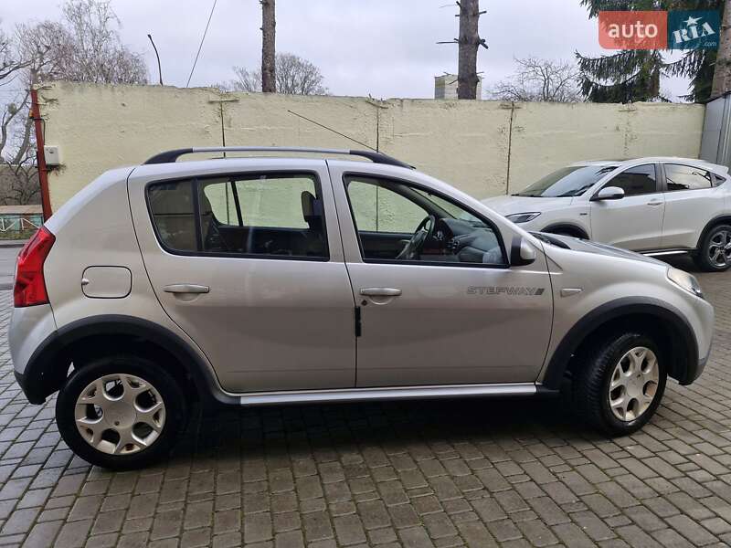 Позашляховик / Кросовер Dacia Sandero StepWay 2009 в Хмельницькому