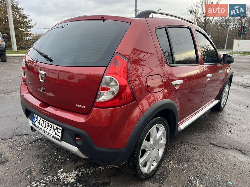 Хетчбек Dacia Sandero StepWay 2012 в Харкові