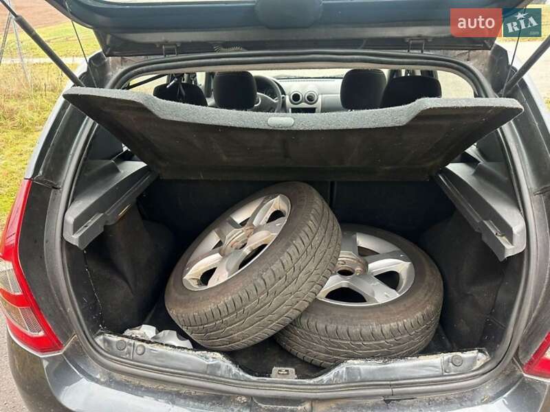 Позашляховик / Кросовер Dacia Sandero StepWay 2010 в Маневичах