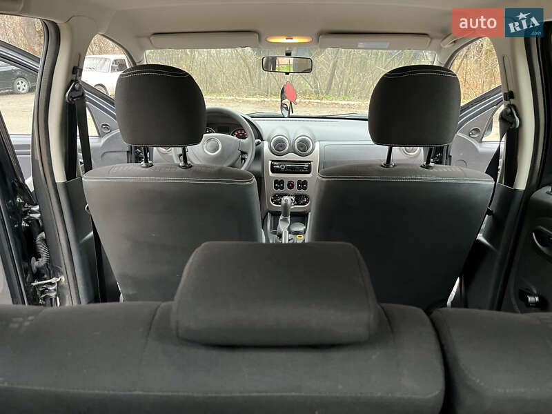 Внедорожник / Кроссовер Dacia Sandero StepWay 2011 в Радивилове фото 45 Внедорожник / Кроссовер Dacia Sandero StepWay 2011 в Радивилове