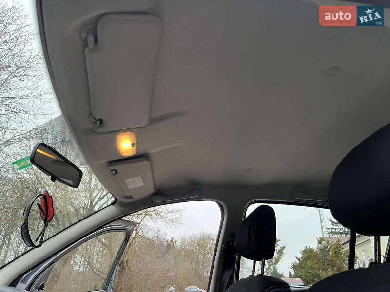 Внедорожник / Кроссовер Dacia Sandero StepWay 2011 в Радивилове фото 92 Внедорожник / Кроссовер Dacia Sandero StepWay 2011 в Радивилове