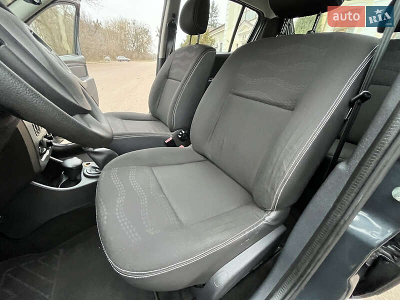 Внедорожник / Кроссовер Dacia Sandero StepWay 2011 в Радивилове фото 97 Внедорожник / Кроссовер Dacia Sandero StepWay 2011 в Радивилове