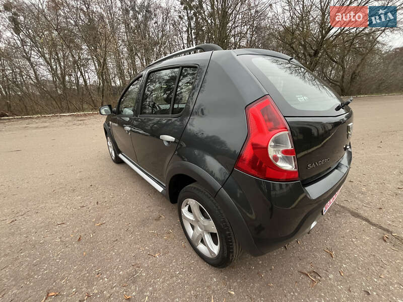 Внедорожник / Кроссовер Dacia Sandero StepWay 2011 в Радивилове фото 127 Внедорожник / Кроссовер Dacia Sandero StepWay 2011 в Радивилове