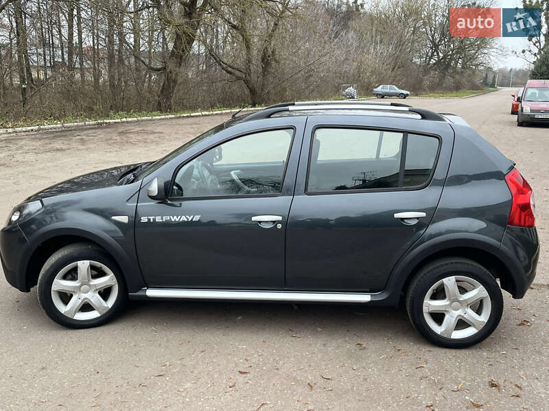 Внедорожник / Кроссовер Dacia Sandero StepWay 2011 в Радивилове фото 165 Внедорожник / Кроссовер Dacia Sandero StepWay 2011 в Радивилове