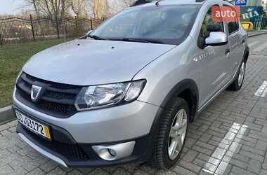 Внедорожник / Кроссовер Dacia Sandero StepWay 2012 в Ивано-Франковске