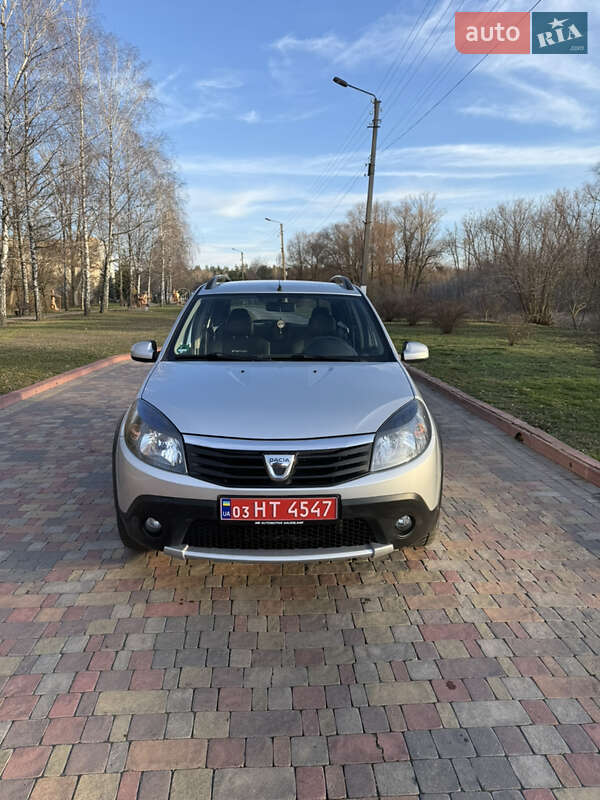 Внедорожник / Кроссовер Dacia Sandero StepWay 2012 в Миргороде фото 2 Внедорожник / Кроссовер Dacia Sandero StepWay 2012 в Миргороде
