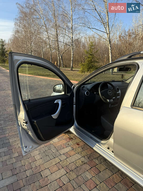 Внедорожник / Кроссовер Dacia Sandero StepWay 2012 в Миргороде фото 11 Внедорожник / Кроссовер Dacia Sandero StepWay 2012 в Миргороде