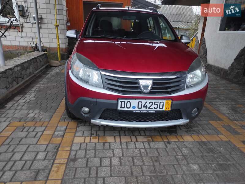 Dacia Sandero StepWay 2011 Dacia Sandero StepWay 2011