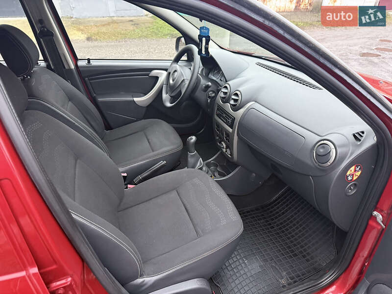 Внедорожник / Кроссовер Dacia Sandero StepWay 2010 в Слобожанском