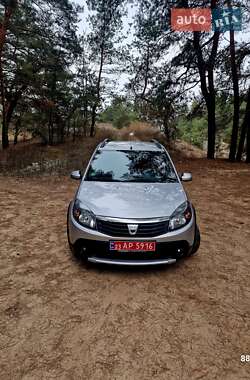 Позашляховик / Кросовер Dacia Sandero StepWay 2009 в Полтаві