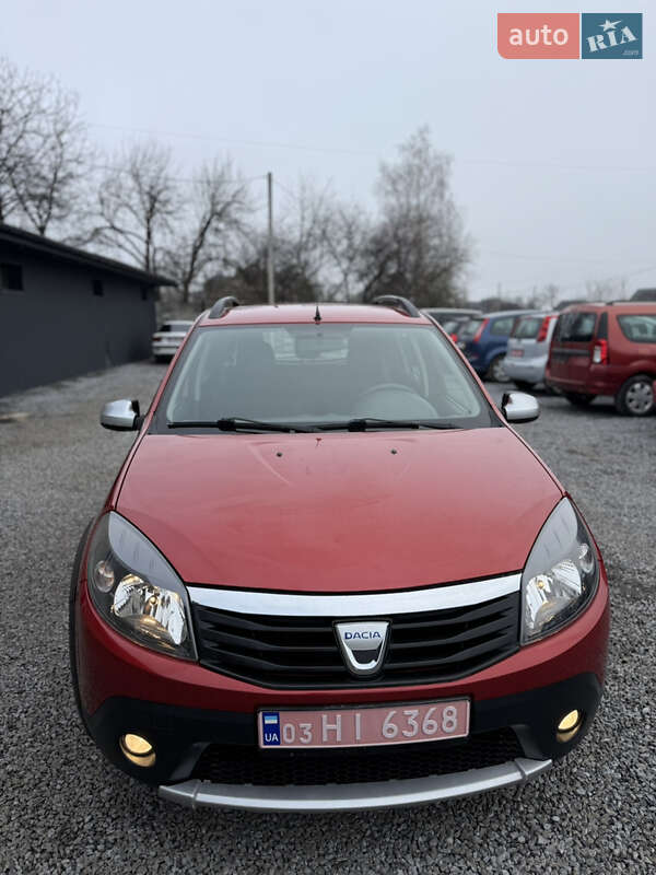 Внедорожник / Кроссовер Dacia Sandero StepWay 2011 в Луцке фото 4 Внедорожник / Кроссовер Dacia Sandero StepWay 2011 в Луцке