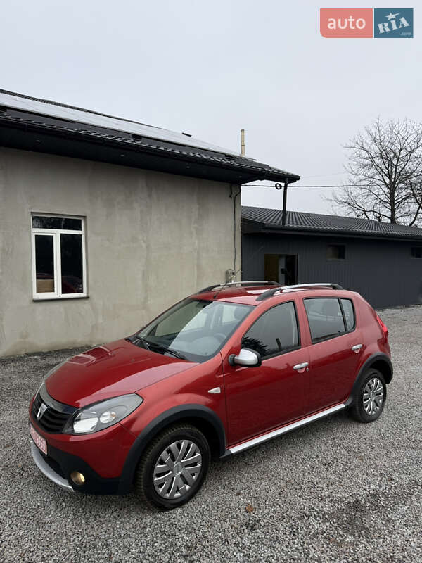 Внедорожник / Кроссовер Dacia Sandero StepWay 2011 в Луцке фото 9 Внедорожник / Кроссовер Dacia Sandero StepWay 2011 в Луцке