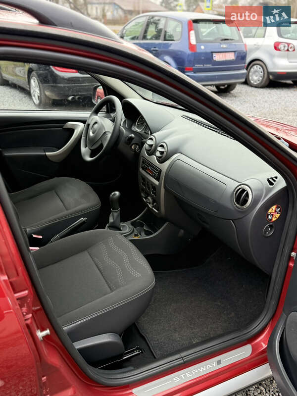 Внедорожник / Кроссовер Dacia Sandero StepWay 2011 в Луцке фото 76 Внедорожник / Кроссовер Dacia Sandero StepWay 2011 в Луцке
