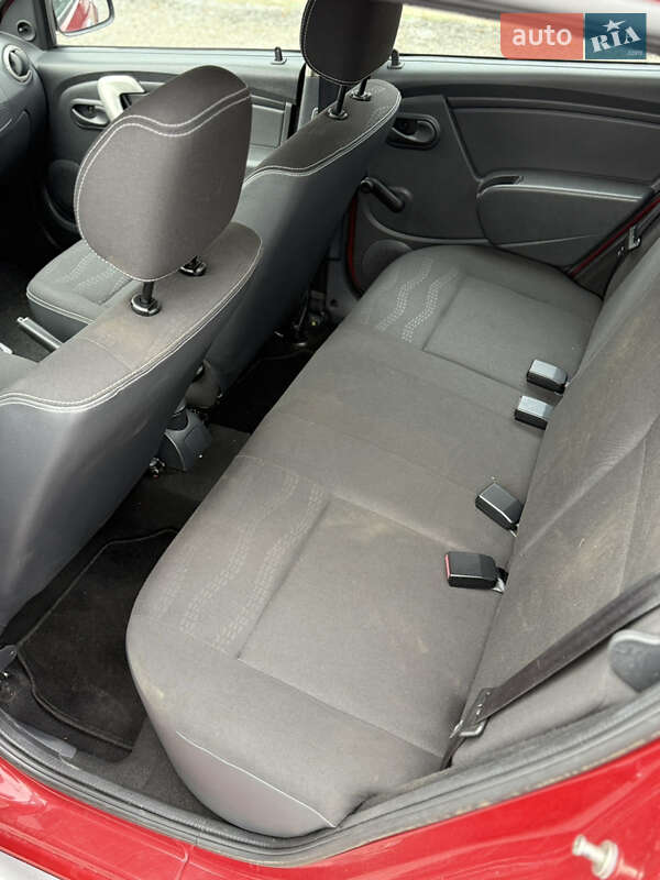 Внедорожник / Кроссовер Dacia Sandero StepWay 2011 в Луцке фото 89 Внедорожник / Кроссовер Dacia Sandero StepWay 2011 в Луцке