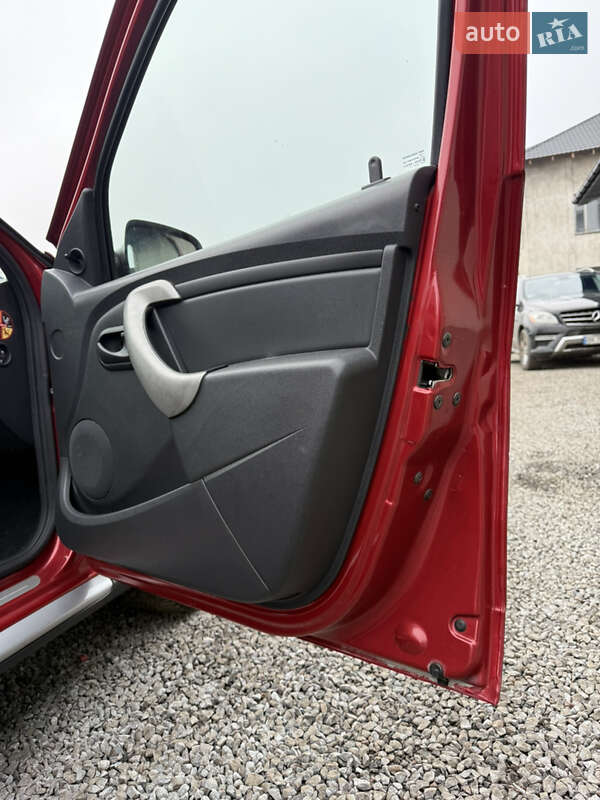 Внедорожник / Кроссовер Dacia Sandero StepWay 2011 в Луцке фото 126 Внедорожник / Кроссовер Dacia Sandero StepWay 2011 в Луцке