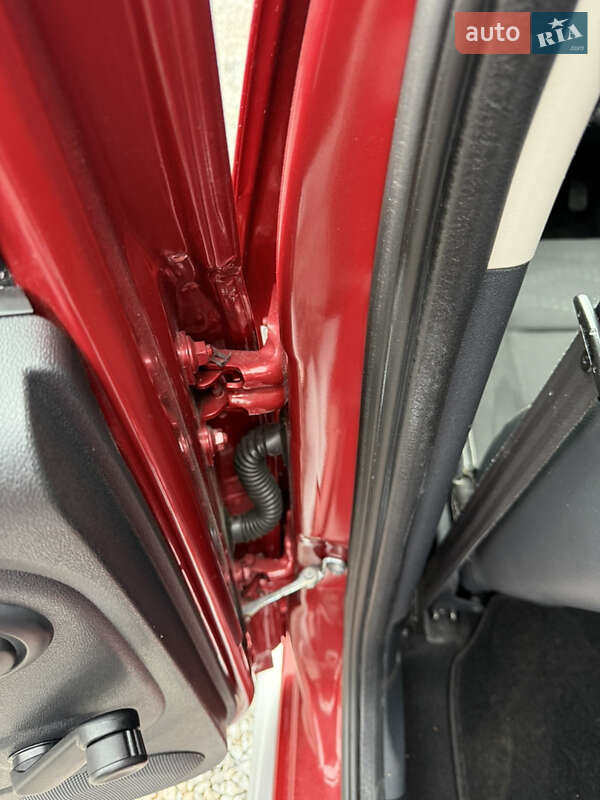 Внедорожник / Кроссовер Dacia Sandero StepWay 2011 в Луцке фото 119 Внедорожник / Кроссовер Dacia Sandero StepWay 2011 в Луцке