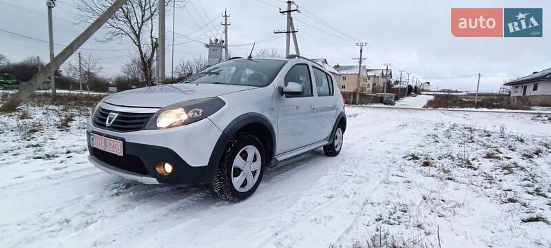 Внедорожник / Кроссовер Dacia Sandero StepWay 2011 в Ровно