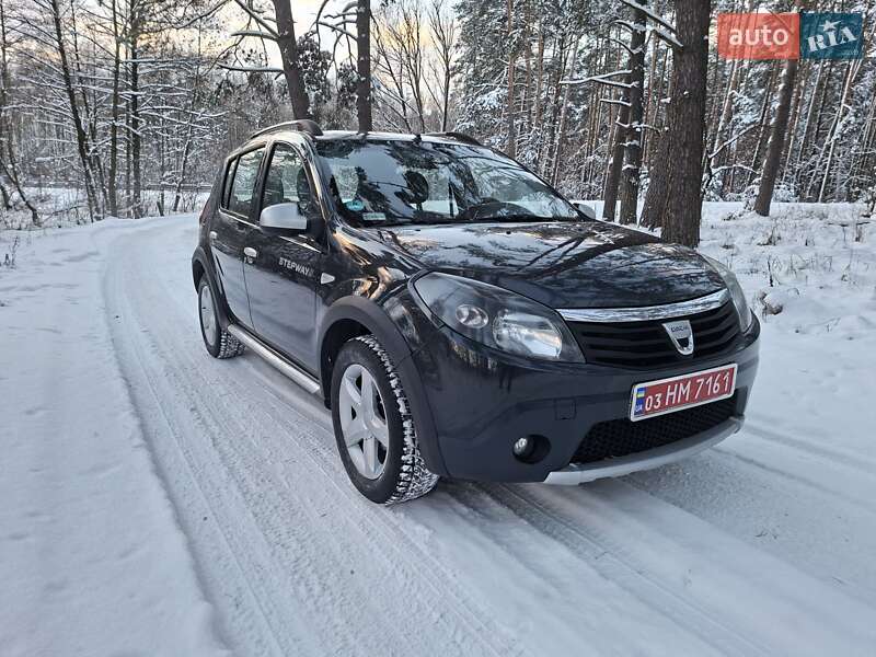 Внедорожник / Кроссовер Dacia Sandero StepWay 2010 в Кролевце фото 5 Внедорожник / Кроссовер Dacia Sandero StepWay 2010 в Кролевце