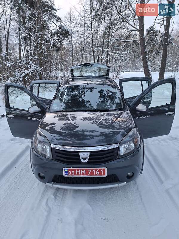 Внедорожник / Кроссовер Dacia Sandero StepWay 2010 в Кролевце фото 23 Внедорожник / Кроссовер Dacia Sandero StepWay 2010 в Кролевце