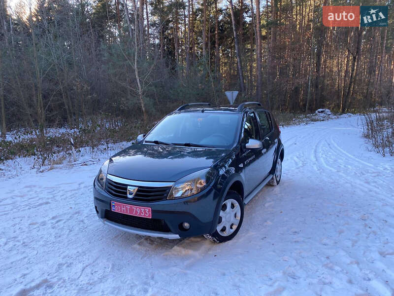 Внедорожник / Кроссовер Dacia Sandero StepWay 2012 в Радивилове фото 3 Внедорожник / Кроссовер Dacia Sandero StepWay 2012 в Радивилове