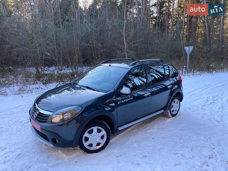 Внедорожник / Кроссовер Dacia Sandero StepWay 2012 в Радивилове фото 5 Внедорожник / Кроссовер Dacia Sandero StepWay 2012 в Радивилове