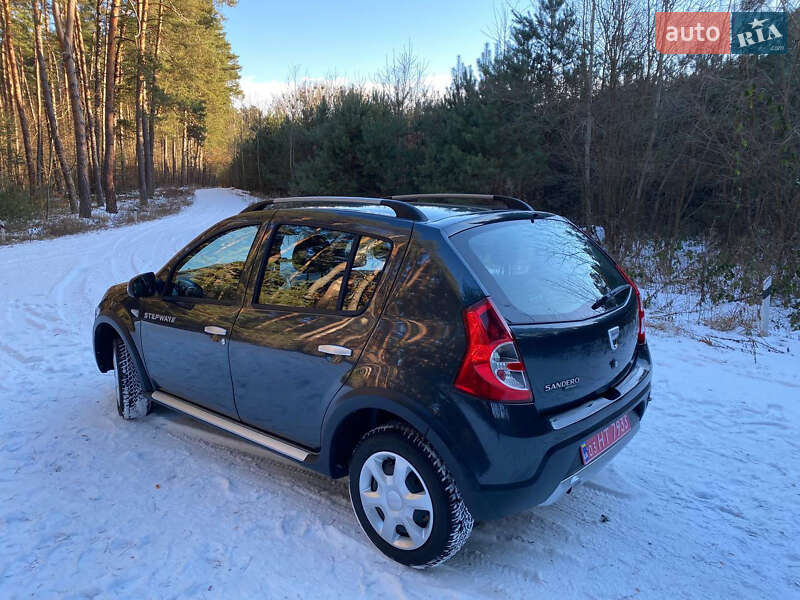 Внедорожник / Кроссовер Dacia Sandero StepWay 2012 в Радивилове фото 10 Внедорожник / Кроссовер Dacia Sandero StepWay 2012 в Радивилове