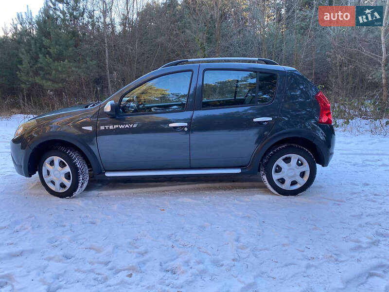 Внедорожник / Кроссовер Dacia Sandero StepWay 2012 в Радивилове фото 12 Внедорожник / Кроссовер Dacia Sandero StepWay 2012 в Радивилове