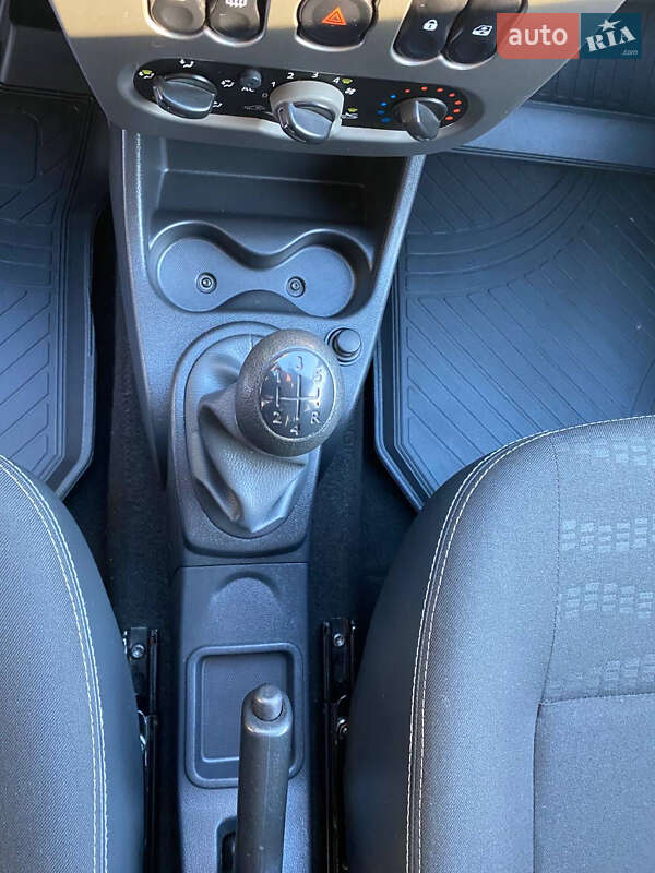 Внедорожник / Кроссовер Dacia Sandero StepWay 2012 в Радивилове фото 58 Внедорожник / Кроссовер Dacia Sandero StepWay 2012 в Радивилове