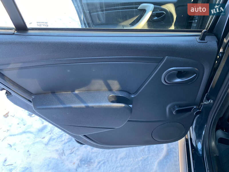 Внедорожник / Кроссовер Dacia Sandero StepWay 2012 в Радивилове фото 66 Внедорожник / Кроссовер Dacia Sandero StepWay 2012 в Радивилове