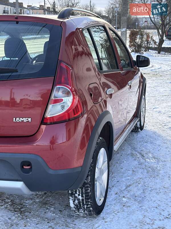 Позашляховик / Кросовер Dacia Sandero StepWay 2010 в Красилові фото 8 Позашляховик / Кросовер Dacia Sandero StepWay 2010 в Красилові