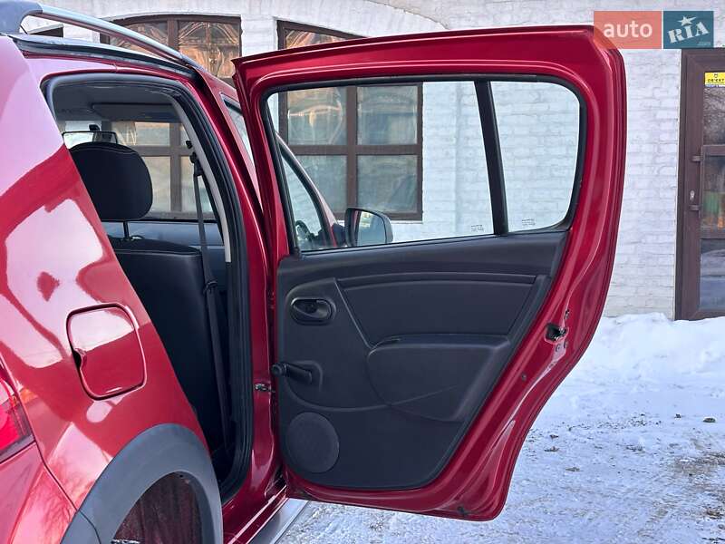 Позашляховик / Кросовер Dacia Sandero StepWay 2010 в Красилові фото 83 Позашляховик / Кросовер Dacia Sandero StepWay 2010 в Красилові