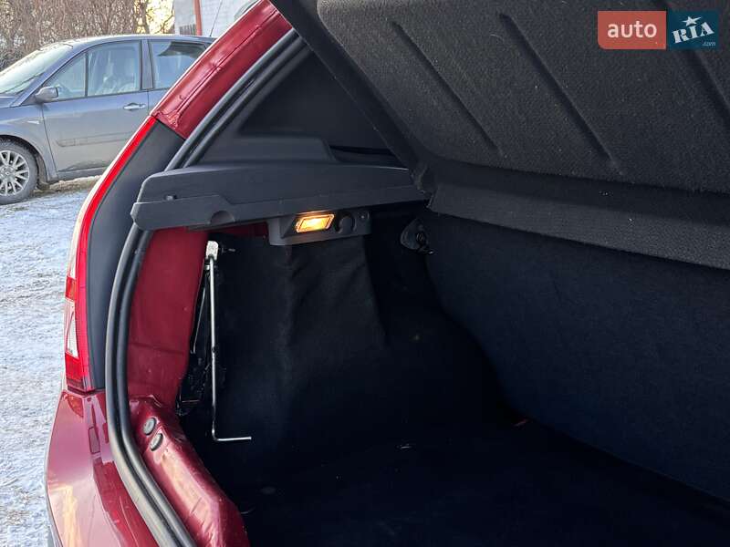 Позашляховик / Кросовер Dacia Sandero StepWay 2010 в Красилові фото 92 Позашляховик / Кросовер Dacia Sandero StepWay 2010 в Красилові