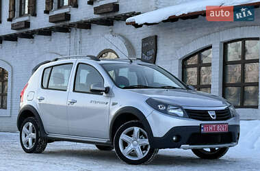 Позашляховик / Кросовер Dacia Sandero StepWay 2010 в Красилові