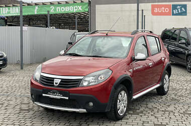 Внедорожник / Кроссовер Dacia Sandero StepWay 2011 в Мукачево