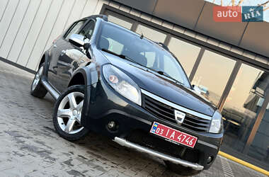 Позашляховик / Кросовер Dacia Sandero StepWay 2012 в Володимирі